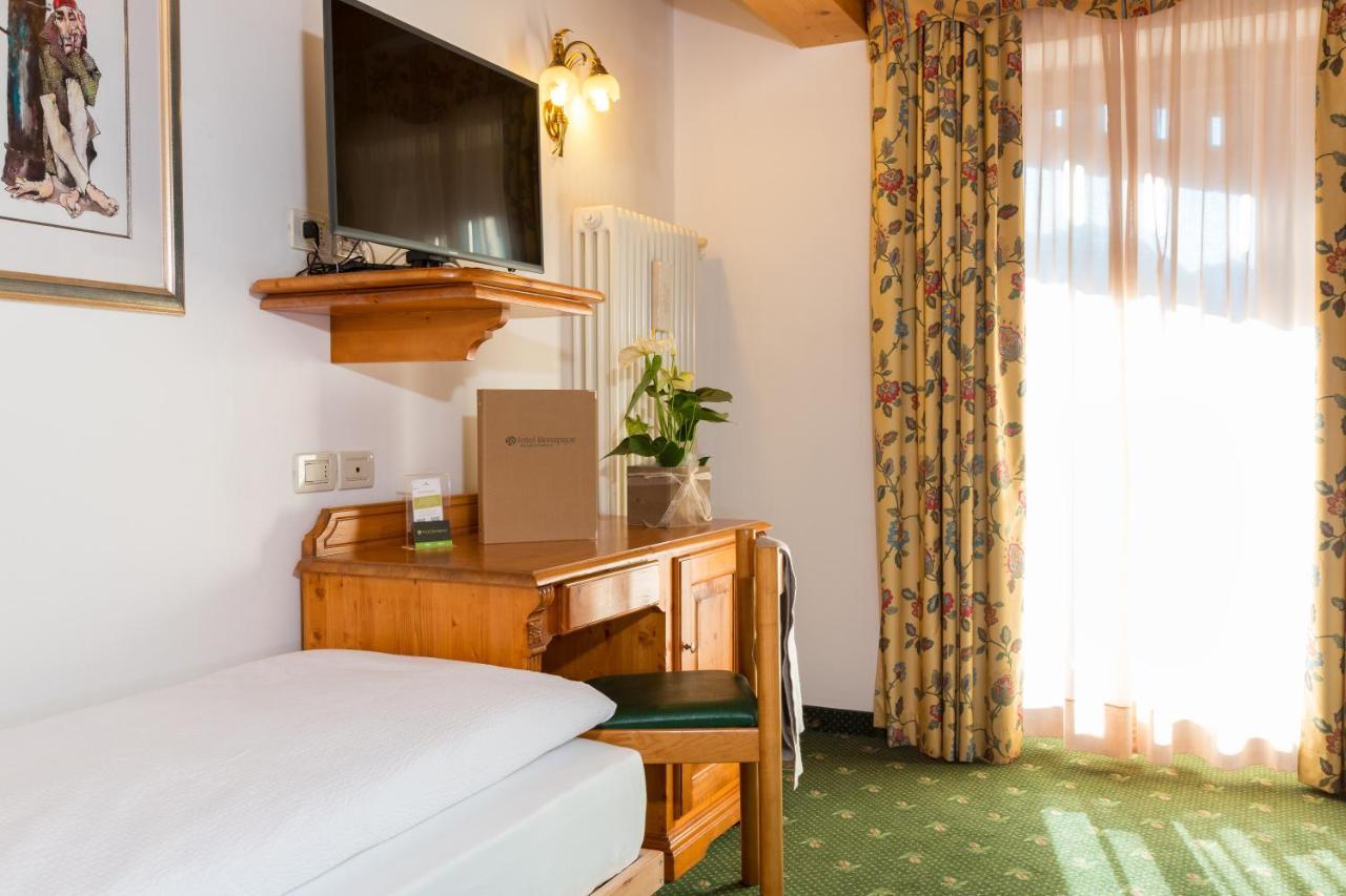 Hotel Bonapace ***S Madonna エクステリア 写真